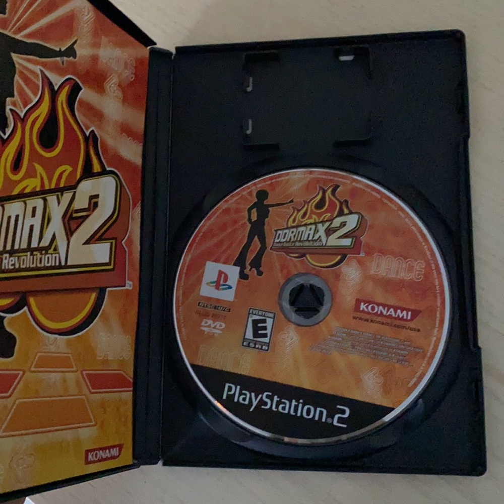 PS2 DDRMax 2 - Picture 2 of 4